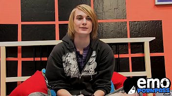 Preston Andrews Loves To Show Off His Wanking Technique