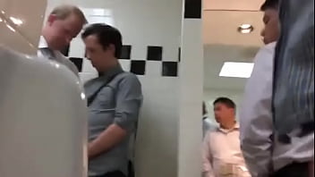 Pega__o No Banheir_o Belos Machos Ii