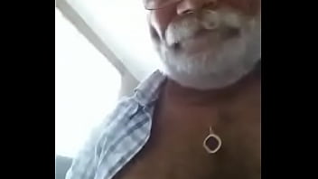 Coroa Urs_o Do Pau Grosso Gozando