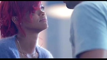 Rihanna - What' My Name Ft. Drake