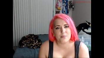 Rockin Roen Does A Great Cam Show