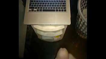 Paja Para Lapepina Chilena