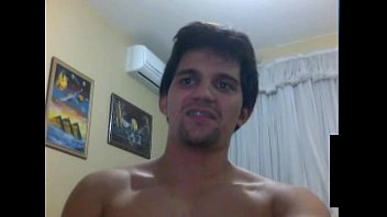 Parrudinho Gostoso Na Punheta