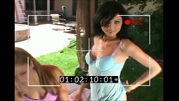 Juliareaves-xfree - Hot Sisters - Scene 2 - Video 2