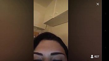 Gostosa Se Mostrando Para Todo Mundo Sexy Girl Showing Ass