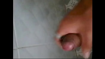 Sục Cặc Nứng Ở WC Đại Học