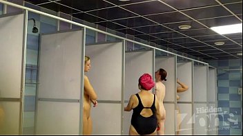 Aniytta Hot Babe Bathroom