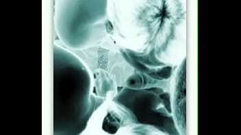 Mi Esposa Y Una Amiga Compartiendo Mi Pene / Wife And Friend Sharing My Cock