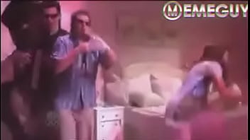 Surpresa No Quarto Da Novinha