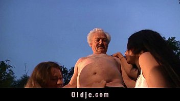 Old Fat Grandpa Outdoor 69 Fuck With Two Gorgeous Girls