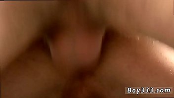 Straight Guys Gay Sex Bus Hung Brez Takes A Big Dick!