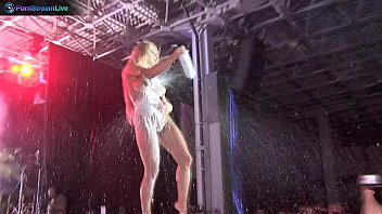 Stage Performer Dorothy Black Going Topless And Playing With Fire