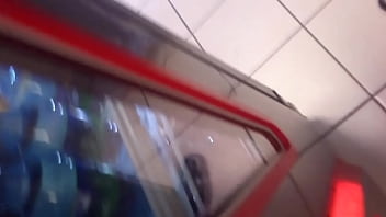 Otra Chava En El Oxxo