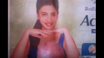 Cum Bath To Sruthi Hassan