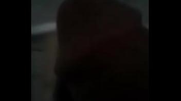 Operário Punhetando Escondido E Gravando Para O Periscope.