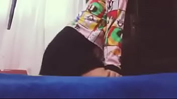 Puta Bailando Para Calentar Vergas