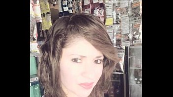 Brenda Guatemala Cogiendo