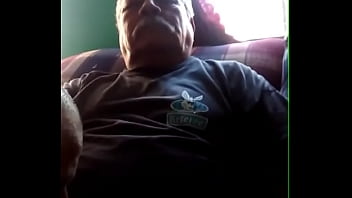 Enquanto O Vov_ Relaxa Eu Pego No Seu Pau