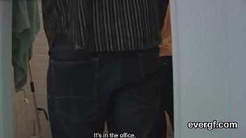 Bankrupt Fellow Allows Foxy Buddy To Nail His Gf For Bucks