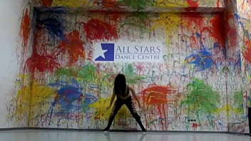 Twerk _ Booty Shake Dance Contest (m Boowi)