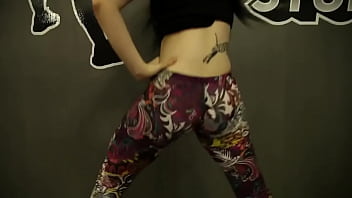 Twerk _ Booty Shake Dance Contest (sasha X-twerk Girls)