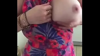 Woman Flashes Perfect Tits For The Camera