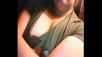 Manoseandose Las Tetas