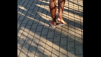 Rabão Gigante Na Rua