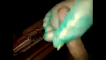 Ms. L.v Gold Toes Green Nylon Footjob