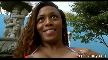 Big Butt Tranny Gets Her Asshole Screwed