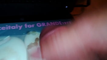 Tribute@grande1977-bydukeprinceitaly-cumonhertitsinhands