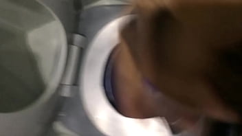 Caliente En El Baño De Un Avión