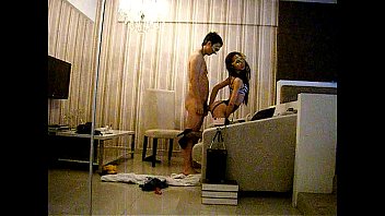 Chịch kiểu chó con đĩ mình d_y