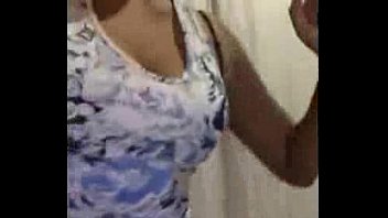 Sri Lankan Girl Hot Dance Showing Boobs N Nipslip-(teluguhotvideos.in)