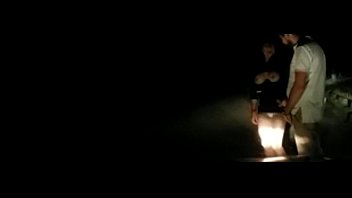 Pute Tripoter Par Des Clients