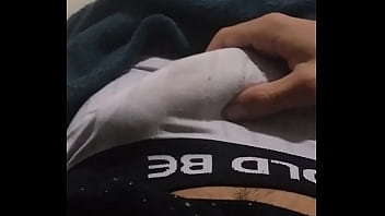 Bate Punheta? Chupa?