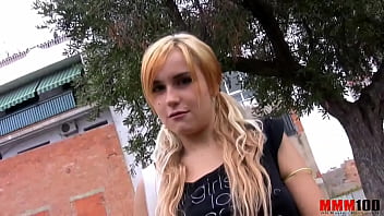 Y. Girl Picked Up In The Street And Fucked At The Beach