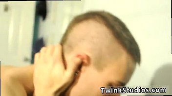 Chat Twink And Young Boy Had Sex Gay First Time He Grasps The