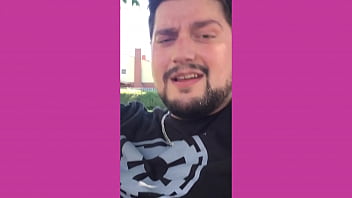 Two Nerds Flirt Pointlessly On Camera For Just Over A Minute