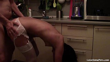 Hottie Sucks It Dry After A Fuck