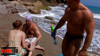 Cute Girl Gets Fucked On The Beach In A Great Threesome