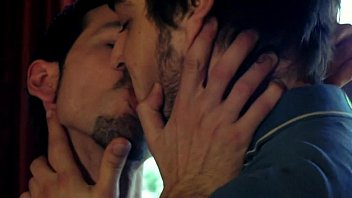 Perfume - Aquariumgays.com