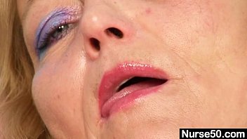 Filthy Mature Lady Toys Her Hairy Pussy With Speculum