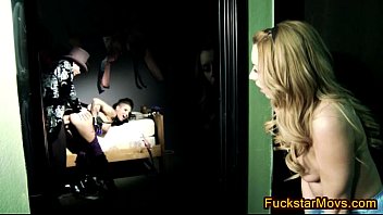 4 Horny Sluts Who All Want The Only Cock - Fuckstarmovs.com