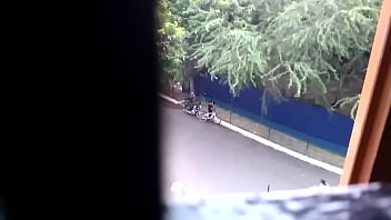 Iti Students Kissing In Public (2)