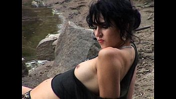 Hellisabethqueen Teen Brunette Nude At The Beach