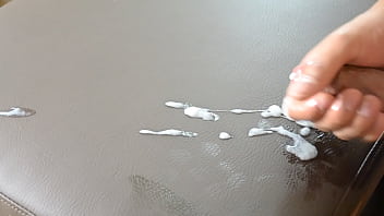 Sacandome La Leche Colombiano