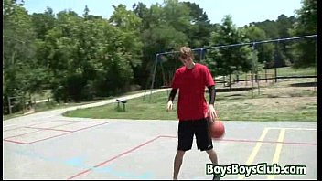 Tattooed White Thug Sucking Black Cocks For Cash 20