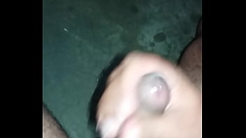 Delhi Boy Huge Cumshot. Must Watch