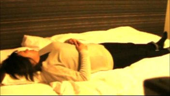 夜の催眠セラピー（hypno orgasm)中イキ連続オーガズム